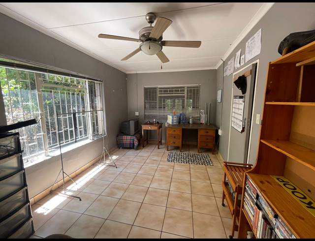 4 BEDROOM HOUSE FOR SALE IN KURUMAN